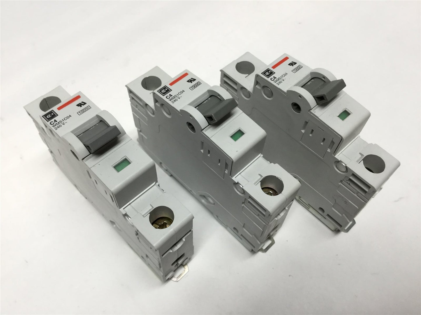 Used Lot of 3 Cutler Hammer WMS1C04 Circuit Breakers Single-Pole 240VAC 4A DIN Rail