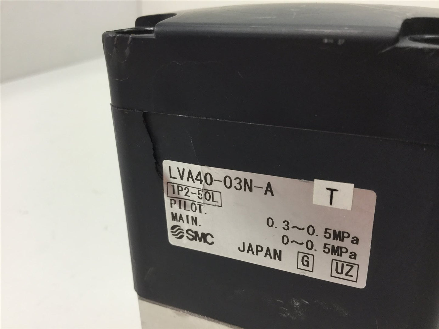 Used SMC LVA40-03N-A High Purity Chemical Valve, 3/8" NPT, *Damage to Plastic Housing