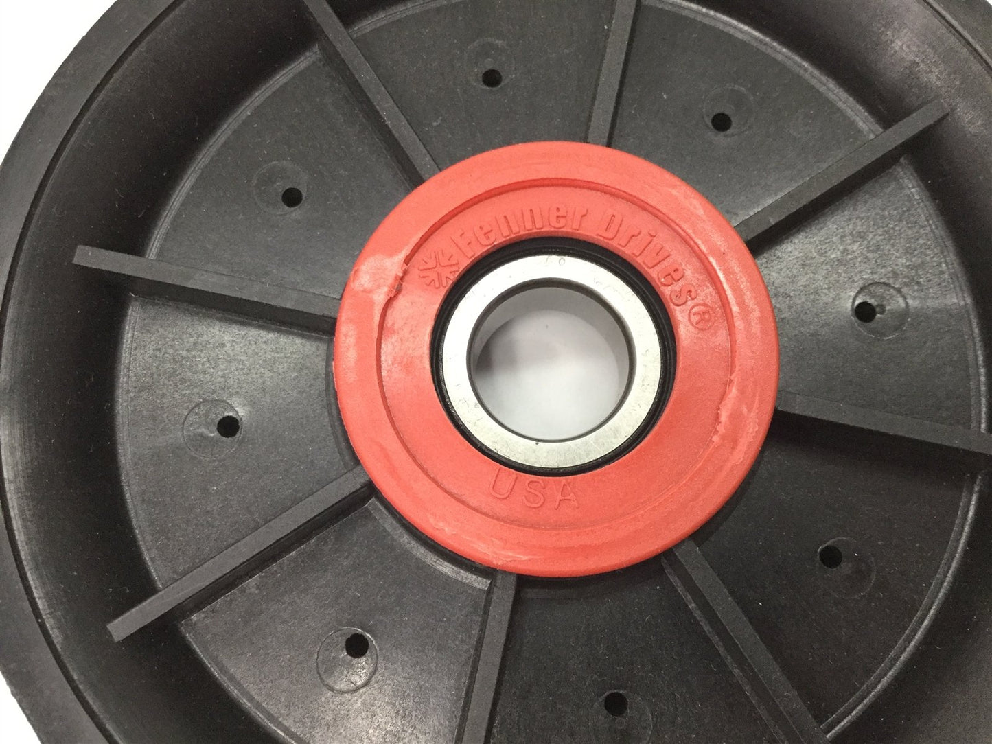 Used Fenner Drives RA4801 PowerMax Round Belt Pulley, Overall Diameter: 4.845"