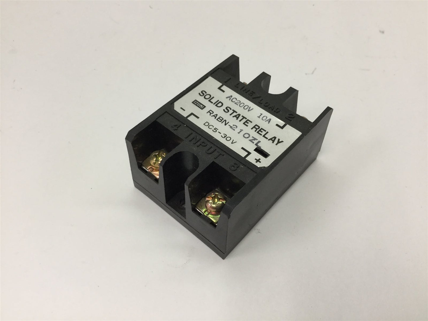 Used Izumi RABN-210ZL Solid State Relay, Control: 5-30VDC, Contact Rating: 200VAC 10A