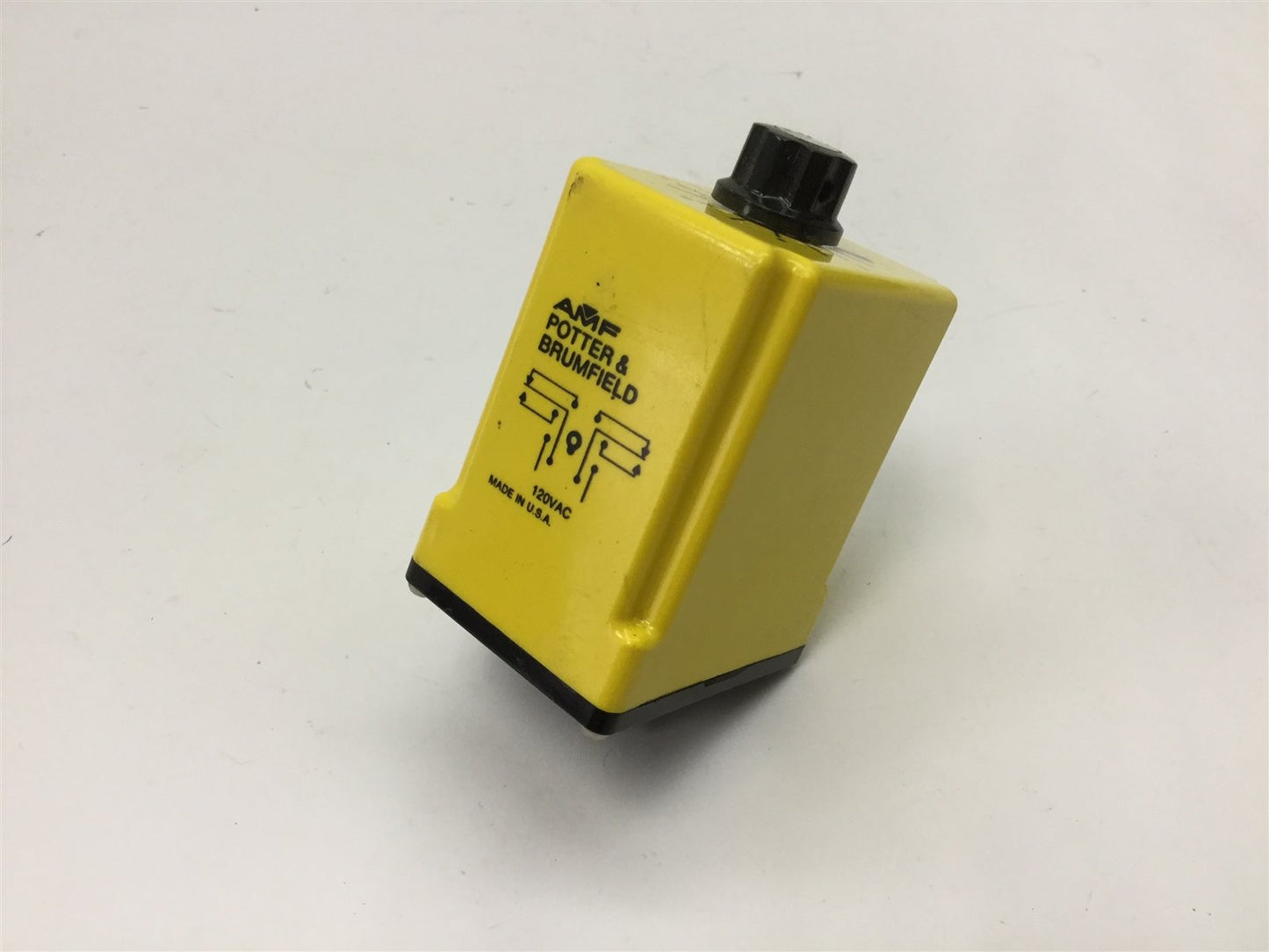Used Potter & Brumfield CDB-38-70002 Time Delay Relay, Range: 0.1 to 5sec, 120VAC 10A