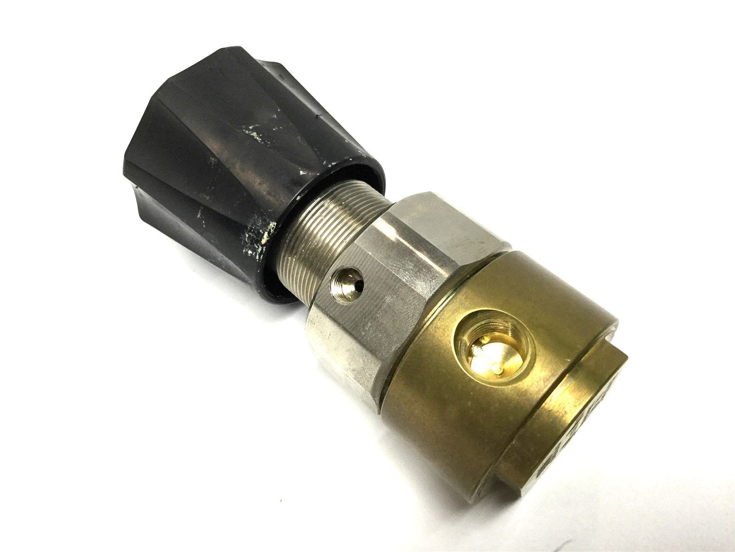 Used Tescom 44-2212-242 Brass Pressure Reducing Regulator 400PSI Input 100PSI Output