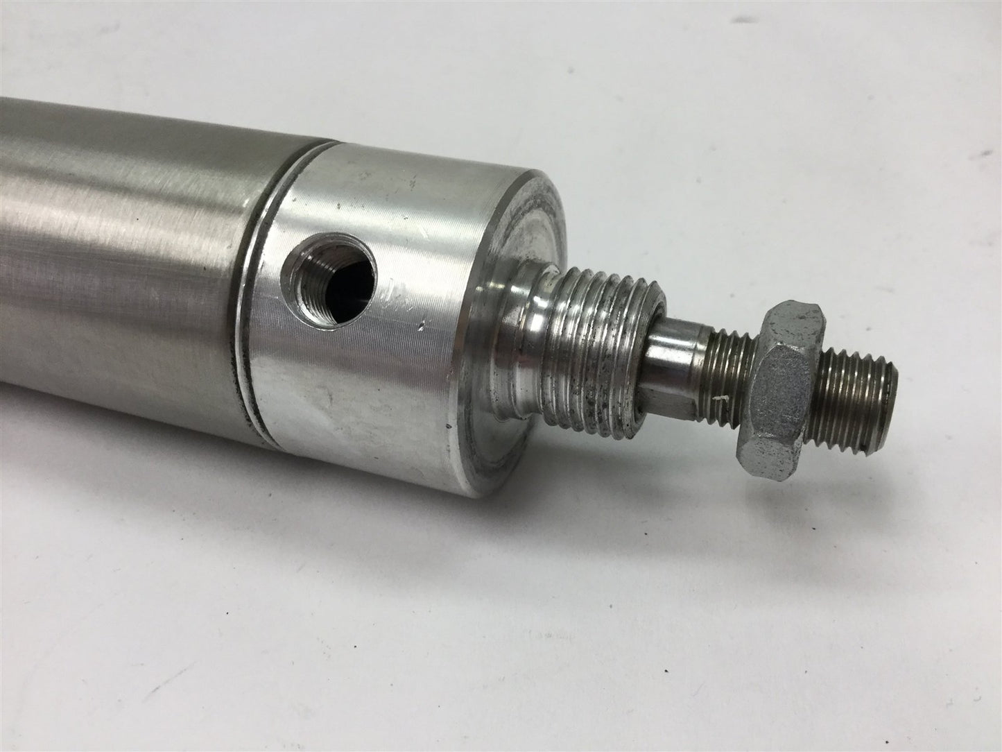 Used Norgren Pneumatic Cylinder, Bore: 1.5", Stroke: 14", Ports: 1/8" NPT, 250psi