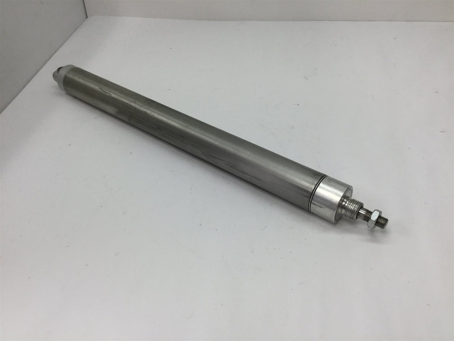 Used Norgren Pneumatic Cylinder, Bore: 1.5", Stroke: 14", Ports: 1/8" NPT, 250psi