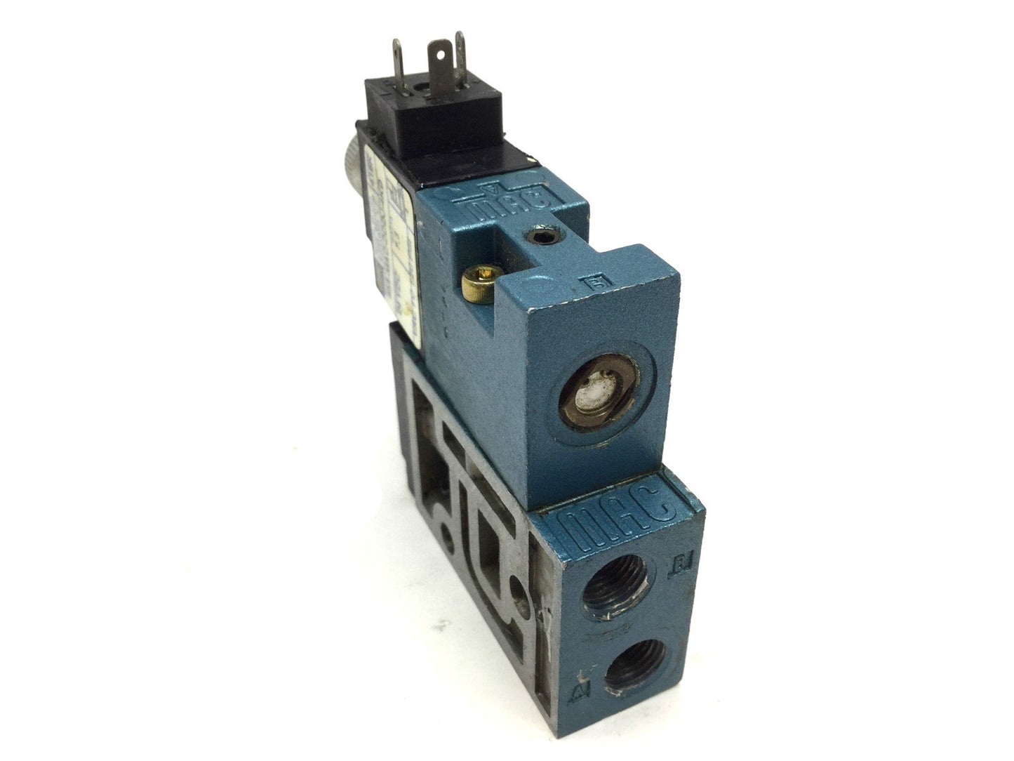 Used Mac 45A-MAC-DDDJ-4KD Solenoid Valve, 2 Position 4 Way, Voltage: 24VDC, 1/8 NPT