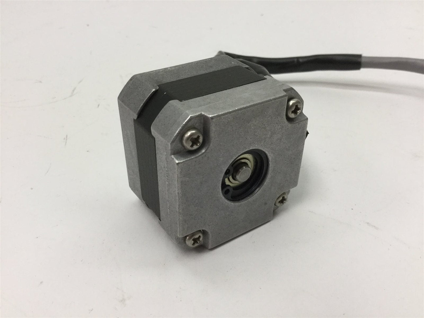 Used Applied Motion Products HT17-068 High Torque Step Motor, NEMA 17, Shaft: 5mm