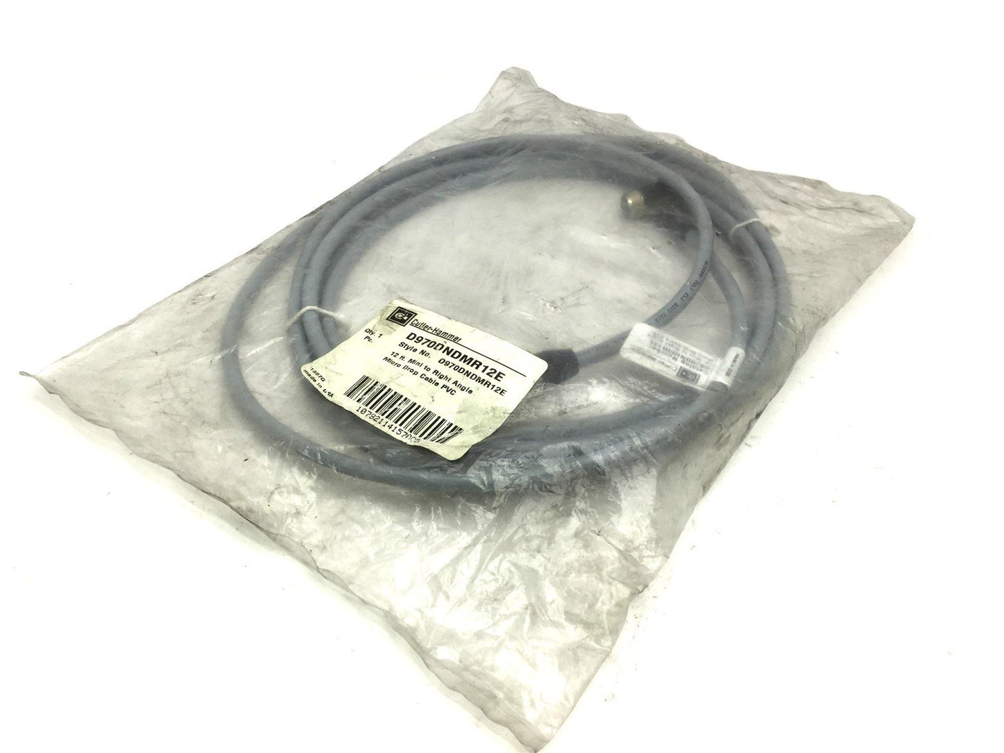New – Open box Cutler Hammer D970DNDMR12 Mini to Right Angle Micro Drop Cable Length: 12'