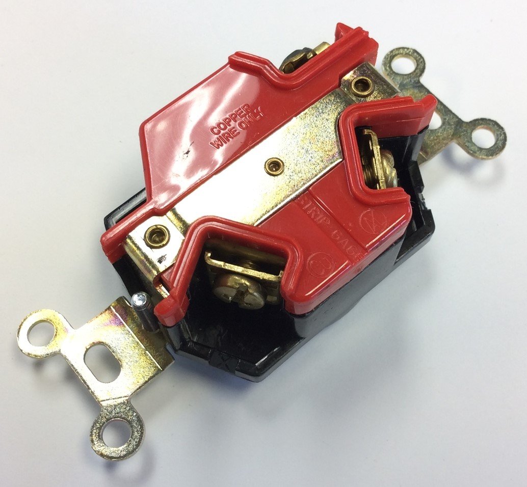 New – Open box Lot of 3 Eagle WC596/81-1 Twist Lock Receptacles NEMA L6-20 20A 250V 2P 3W UL