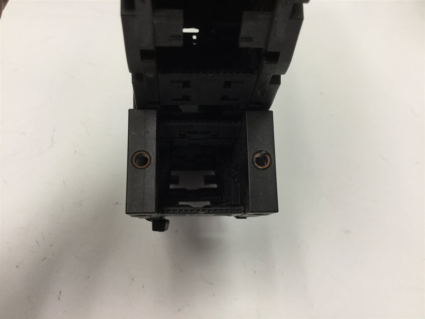 Used Igus E6.29.01.055 E-Chain, Length: 8 Feet, Inside Dimensions: 1.18" x 1"