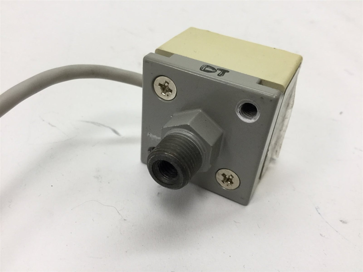 Used SMC ZSE4-01-65 Vacuum Switch, Pressure: -101kPa (-760mmHg), Supply: 12-24VDC