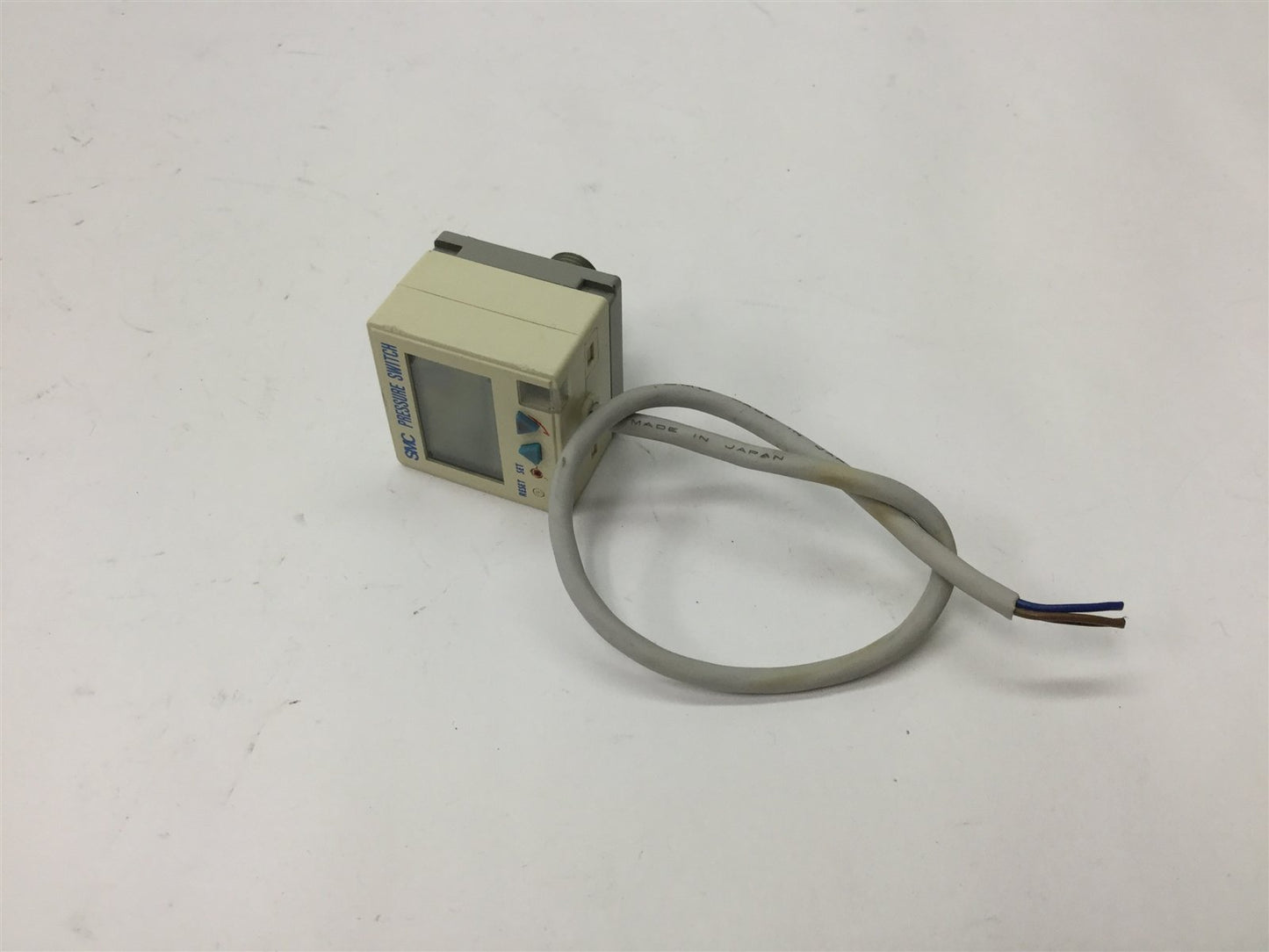 Used SMC ZSE4-01-65-Q Vacuum Switch, Pressure: -101kPa (-760mmHg), Supply: 12-24VDC