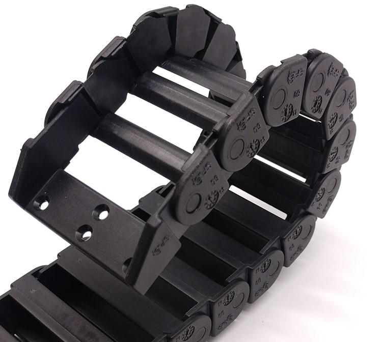 Used Igus R38 Energy Chain, 46 Links 38" Long, 2 1/4" Width, In-Width 2", Height 3/4"