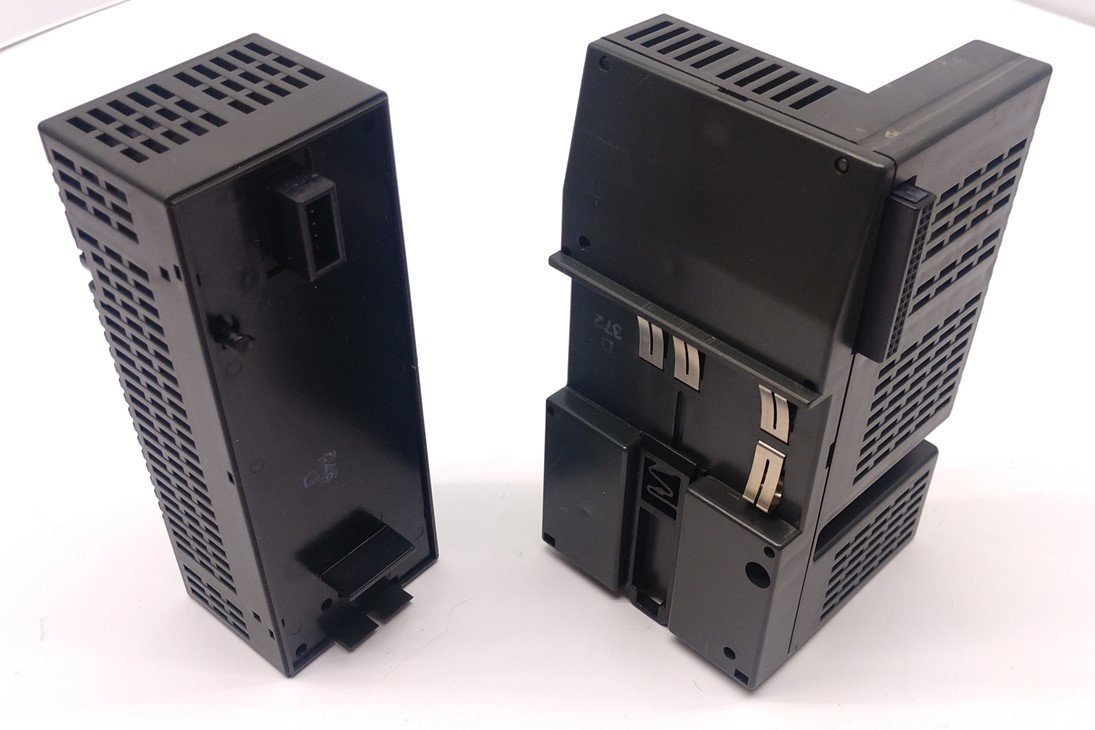 Used GE Fanuc IC200PWR002B VersaMax Power Supply w/ IC200PWB001C Booster Carrier