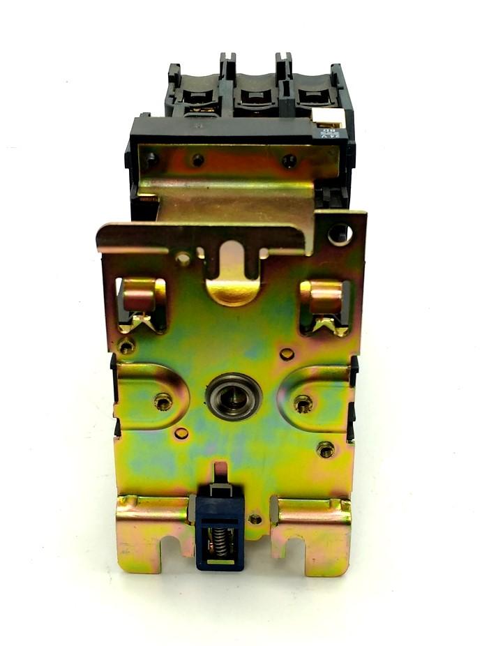 Used Telemecanique LP1-D8011 Motor Contactor, 3-Pole NO, 60HP @ 480VAC, 1000VAC 125A
