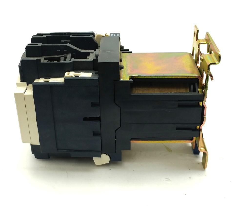 Used Telemecanique LP1-D8011 Motor Contactor, 3-Pole NO, 60HP @ 480VAC, 1000VAC 125A