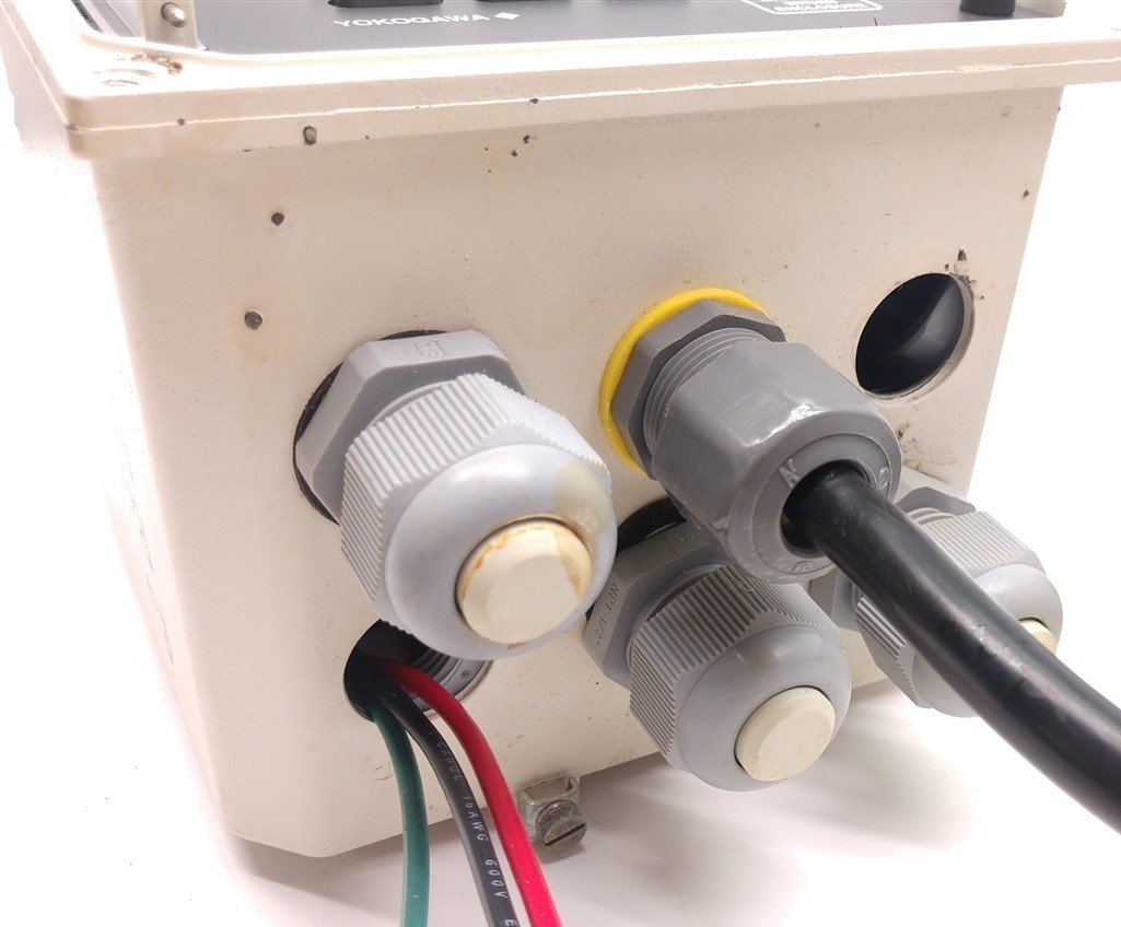 Used Yokogawa EXA SC402G-E-2-E Inductive Conductivity Transmitter, w/ Cable