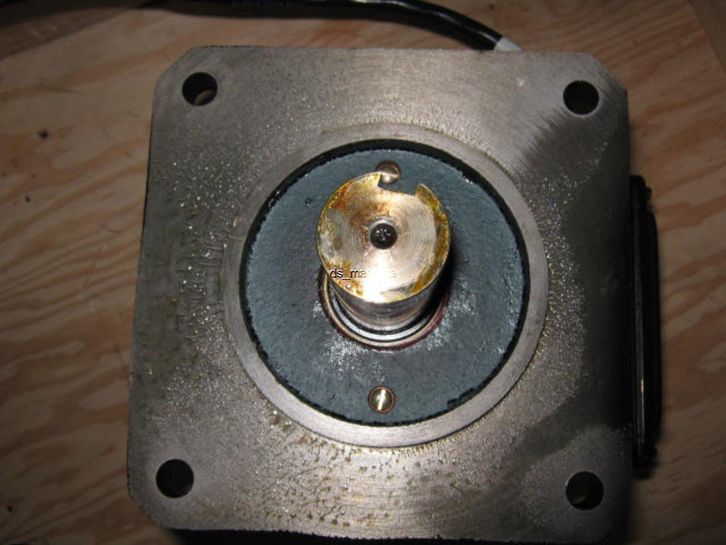 Used Reliance Electric B90H1010N-UZ AC Motor 0.75KW, 109-KG-CM, 5500RPM, 3PH, 35mm-OD