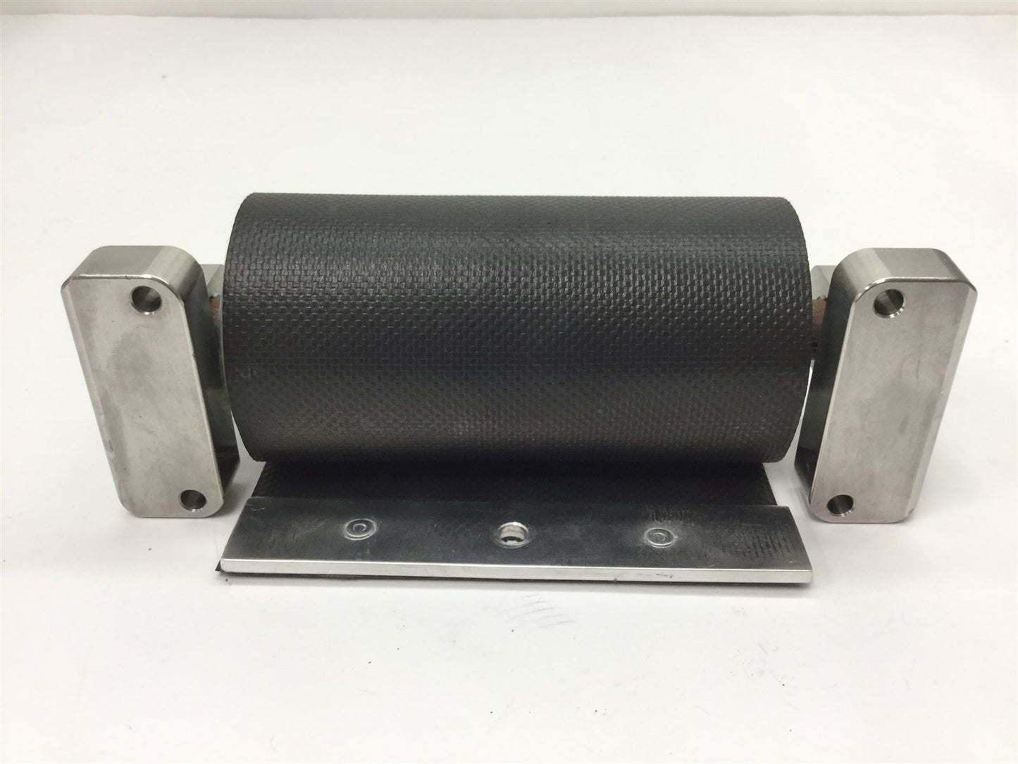Used A & A Manufacturing Fabric Shade Roller, Diameter: 2", Roller Length: 4.25"