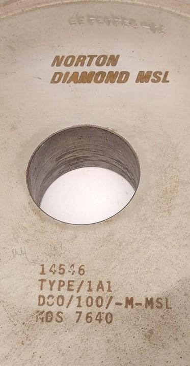 Used Norton Diamond MSL 14546 Grinding Wheel, Diameter 6", Width 1", ID 1 1/4"
