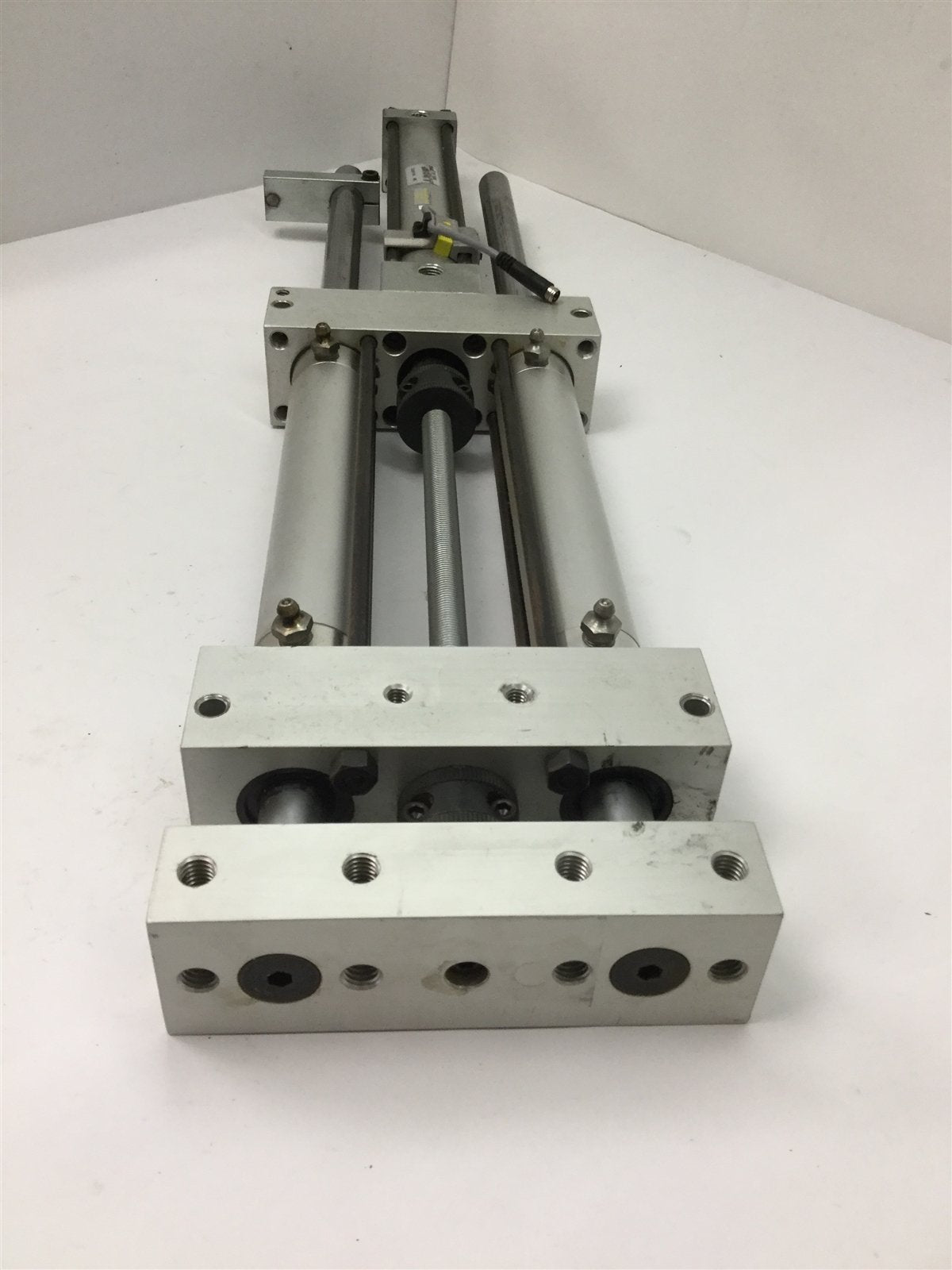 Used Phd ML-187364 Pneumatic Guide Cylinder, Stroke: 6.75", With Position Sensor