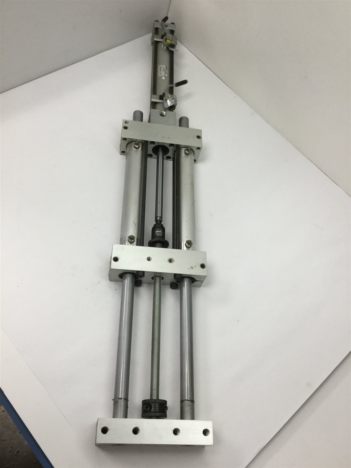 Used Phd ML-187364 Pneumatic Guide Cylinder, Stroke: 6.75", With 2x Position Sensors