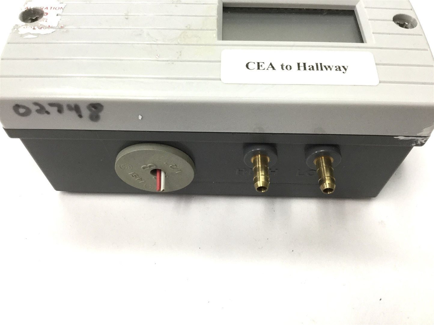 Used Setra DPT2671-0R1B-DA Differential Pressure Transducer, Range: -0.1" to 0.1" WC