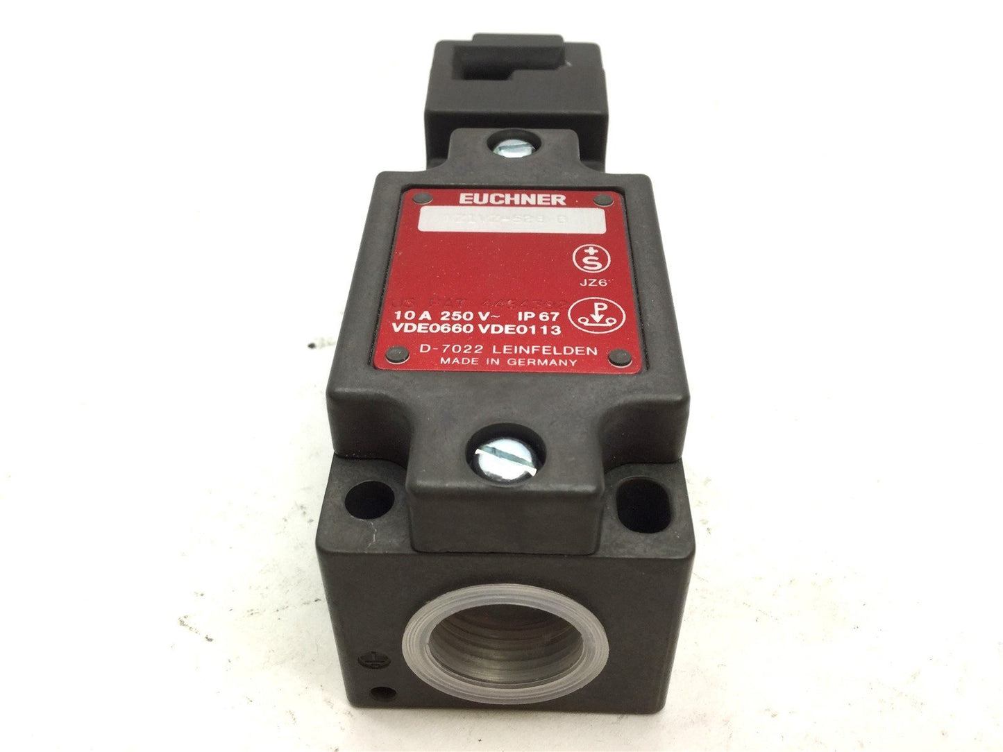 New Euchner NZ1VZ-528-B Safety Interlock Switch, 1 NC 1 NO Contact, 10A 250VAC