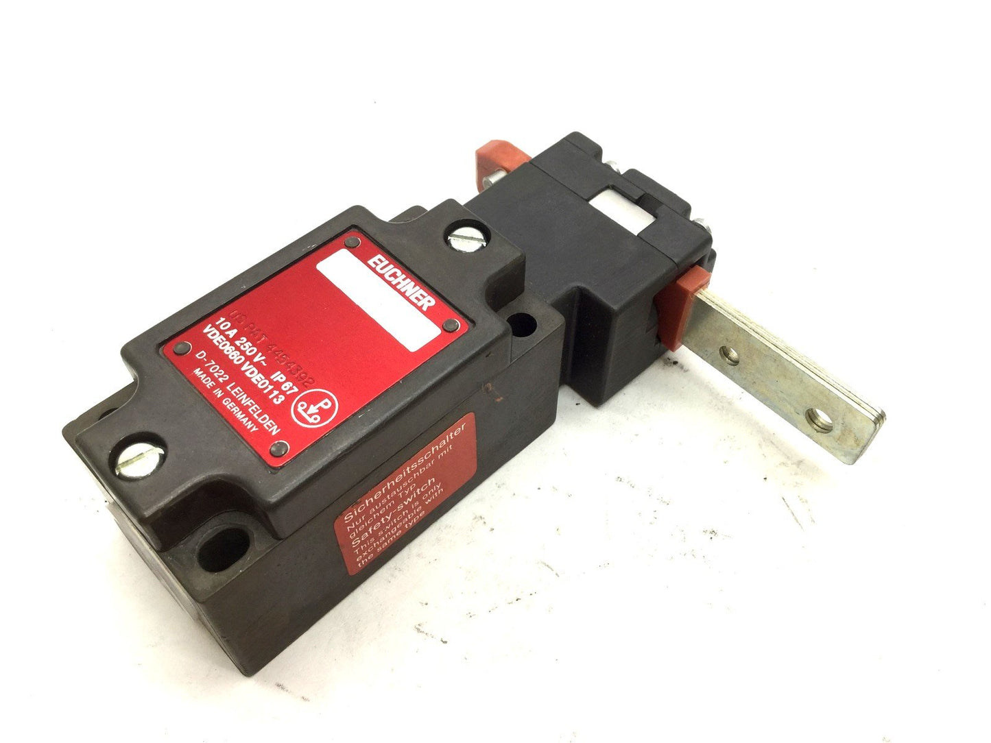 New Euchner NZ1VZ-528-A Safety Interlock Switch, 1 NC 1 NO Contact, 10A 250VAC