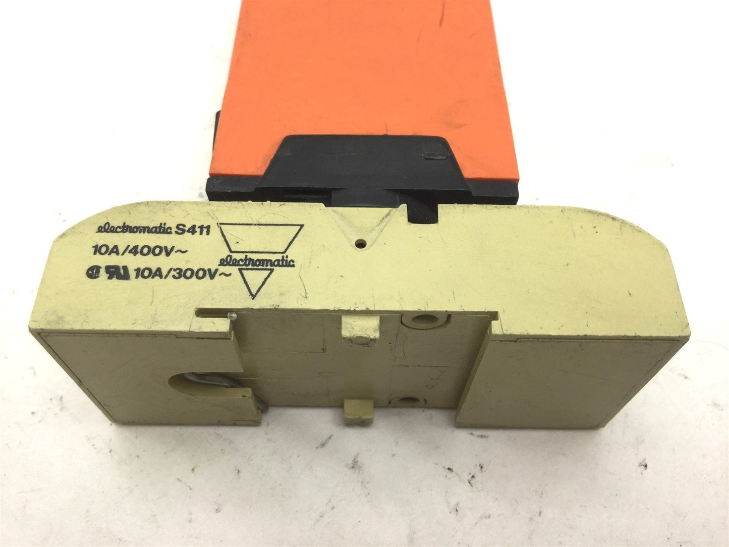 Used Foxtam 11RD LS Time Delay On Relay, Coil: 24VAC, Contacts: 110VAC, 1-100S