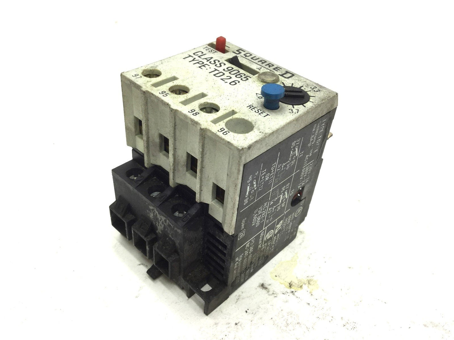 Used Square D TD2,6 Overload Relay, Amperage Range: 2.6-3.7A, Contacts: 240-600VAC