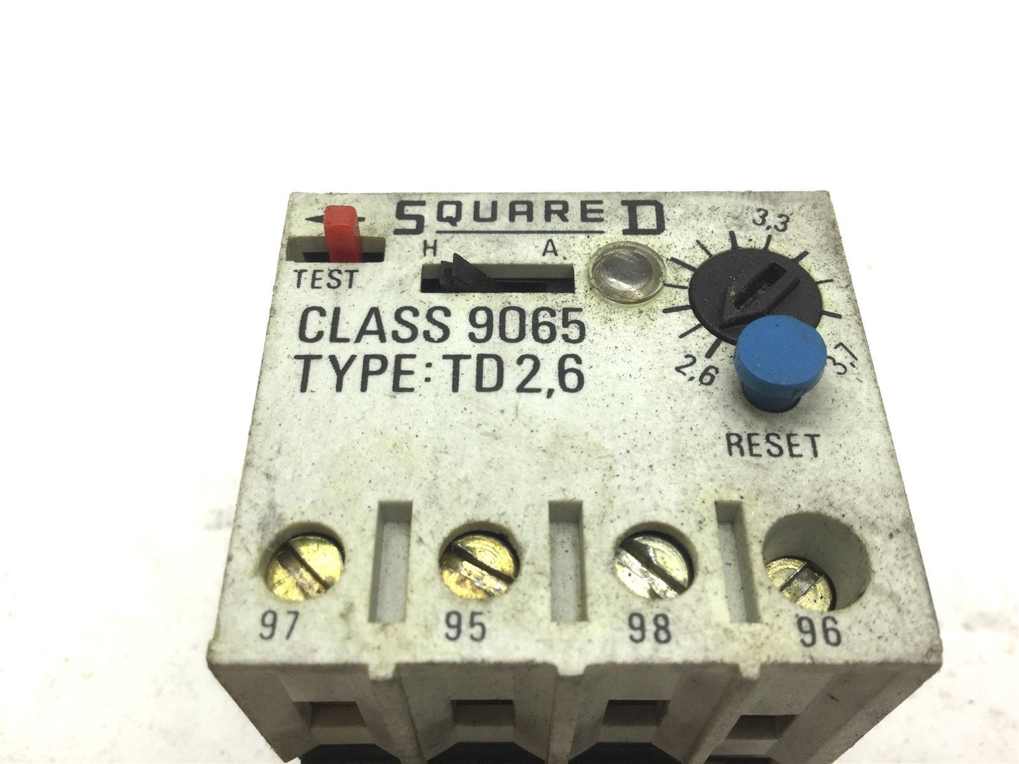 Used Square D TD2,6 Overload Relay, Amperage Range: 2.6-3.7A, Contacts: 240-600VAC