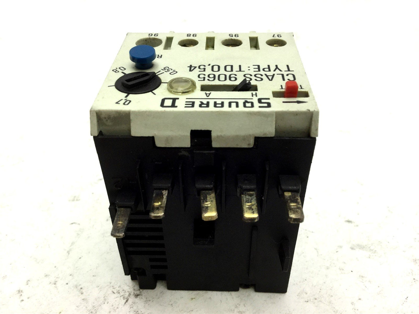 Used Lot of 2 Square D TD0,54 Overload Relay Amperage: 0.55-0.8A Contacts: 240-600VAC
