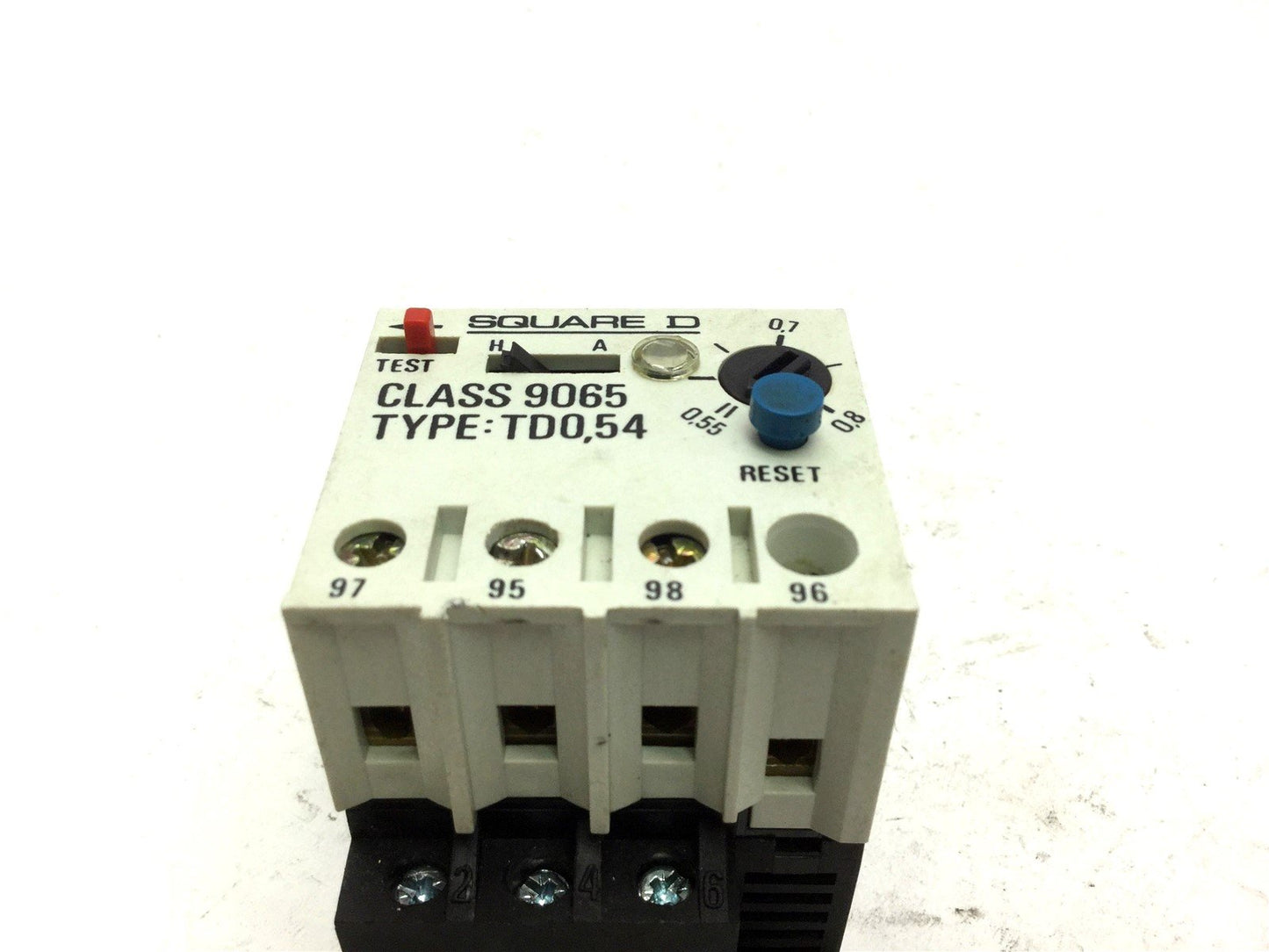 Used Lot of 2 Square D TD0,54 Overload Relay Amperage: 0.55-0.8A Contacts: 240-600VAC