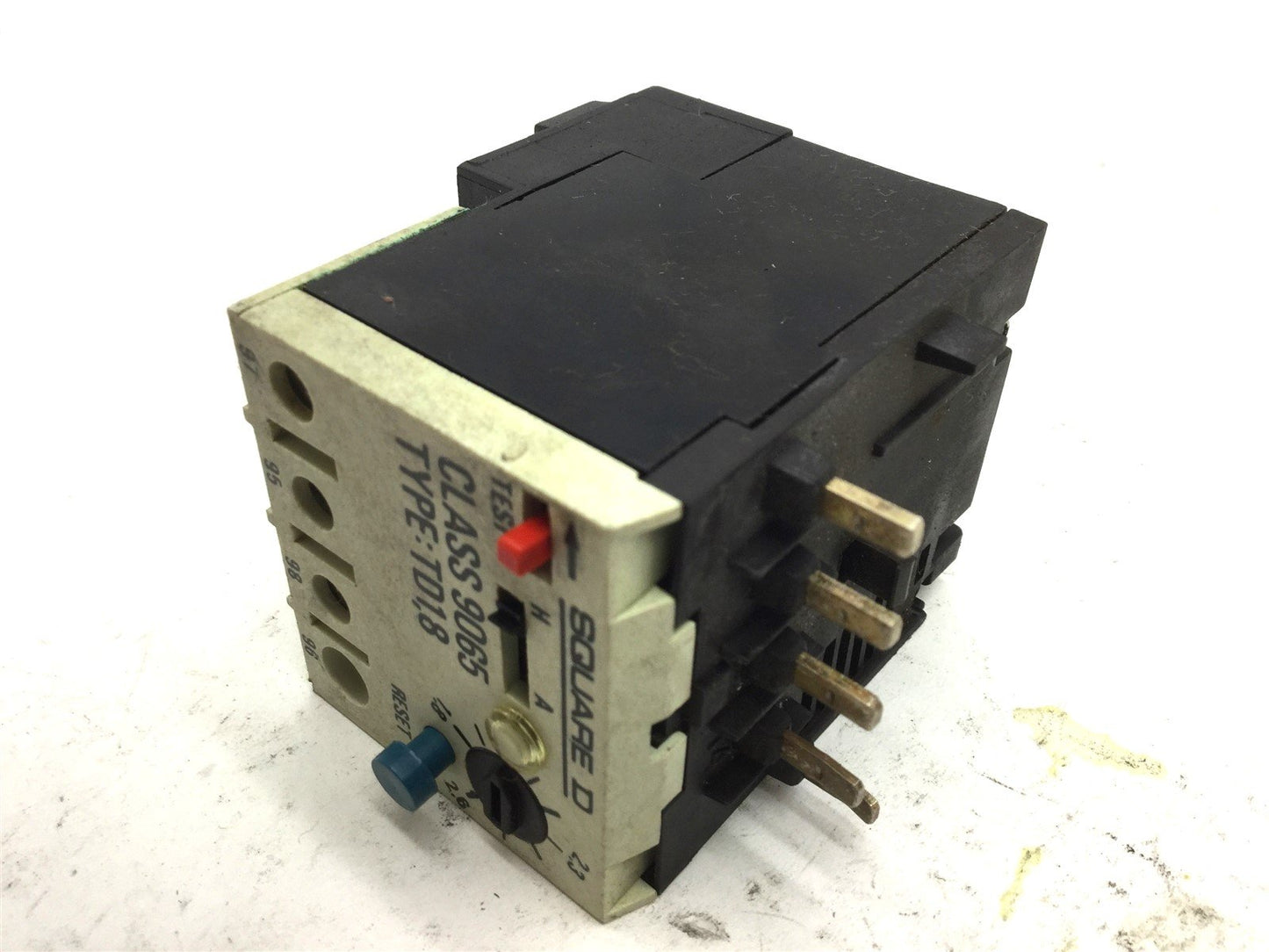 Used Square D TD1,8 Overload Relay, Contacts: 240-600VAC, Amperage Range: 1.8-2.6A