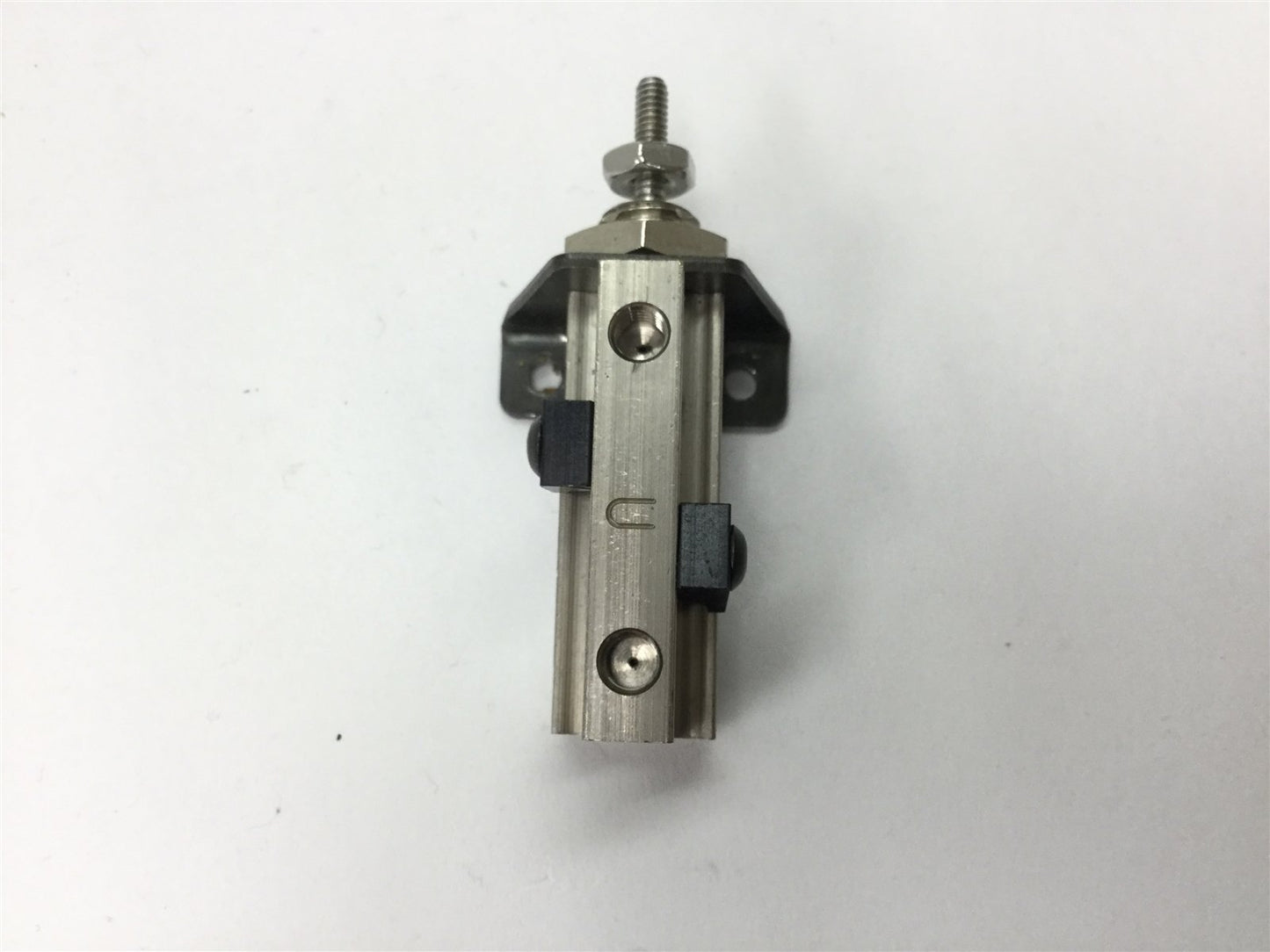 Used SMC NCDJPL6-050D Pin Cylinder, Bore: 1/4", Stroke: 1/2", Pressure: 100psi 0.7MPa
