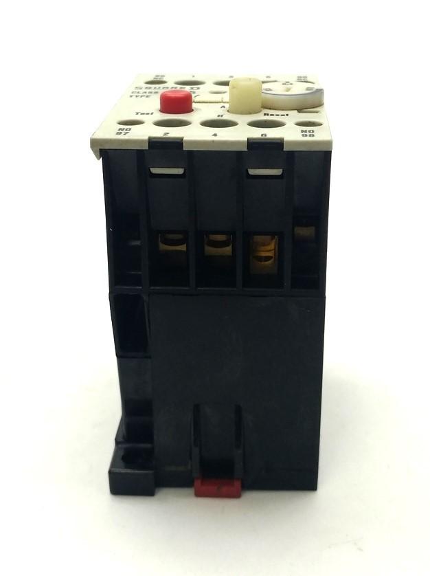 Used Square D 9065 TR0.4 Overload Relay, 0.4-0.6A, 3-Pole, NO/NC, 600VAC/300VDC