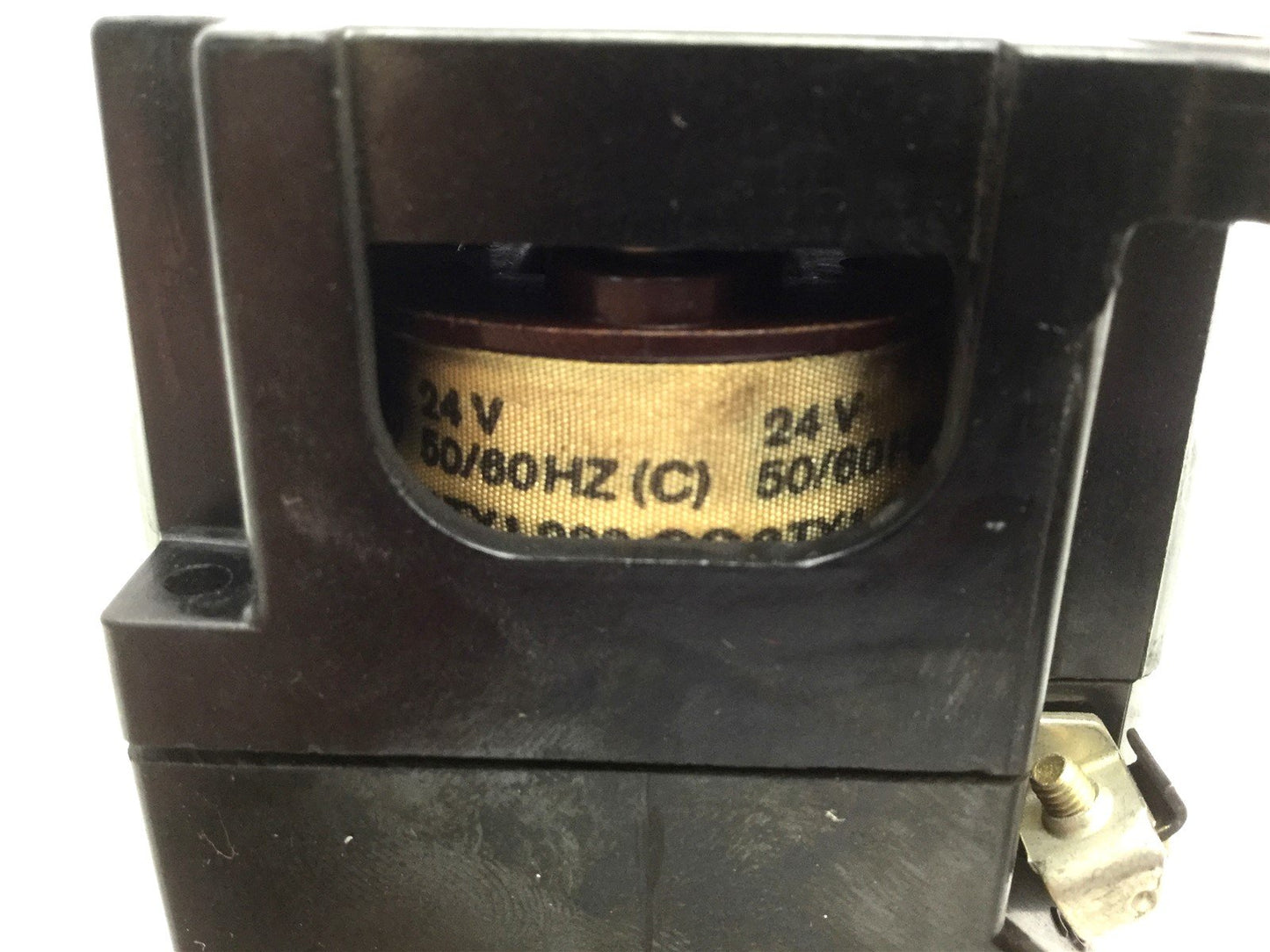 Used Siemens 3-TA-63-05-0A Relay, Coil: 24VAC 50/60Hz, Contacts: 600V Max, 10A
