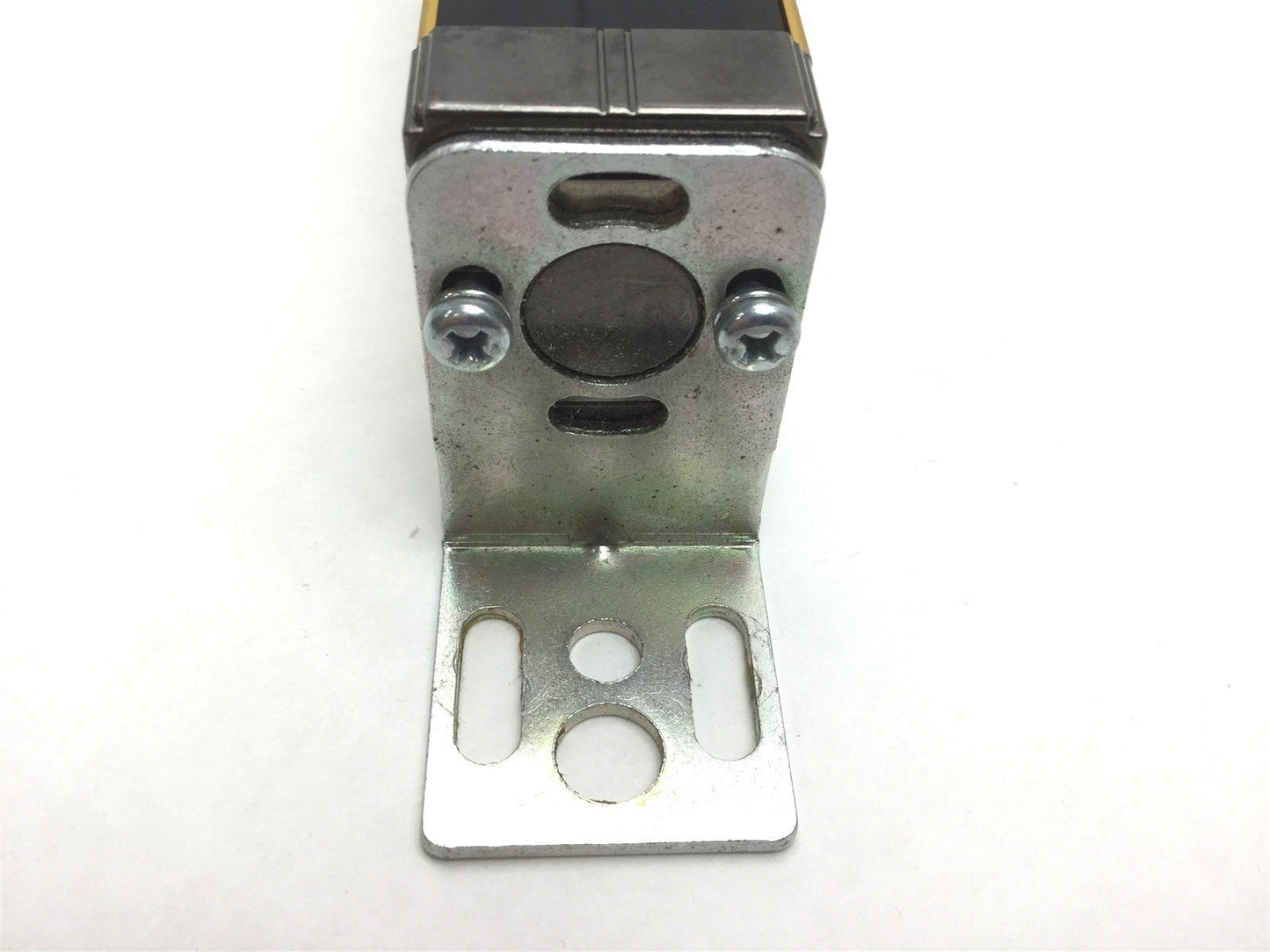 Used Omron F3SN-A0297P14 Safety Light Curtain Emitter & Receiver 24VDC IP65 L: 297mm