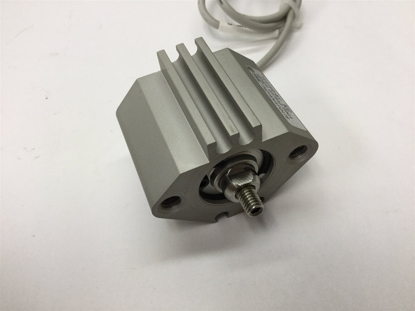 Used SMC NCDQ2A20-5DZ Compact Cylinder, Stroke: 5mm, Bore: 20mm, With D-M9P Sensor