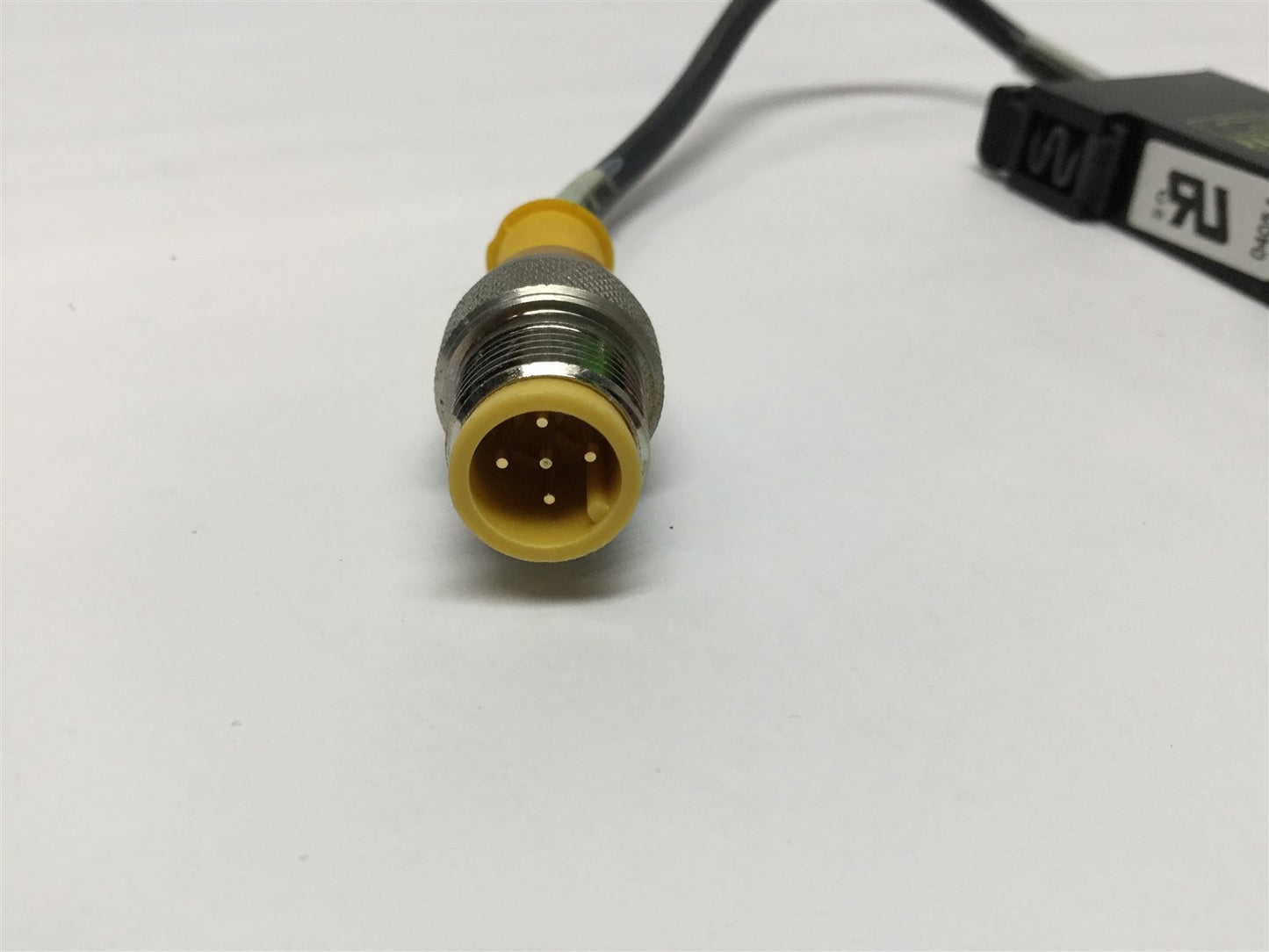 Used Banner D12E2N6FPQ6 54663 Glass Fiber Optic Sensor 10-30VDC NPN, 500æs Response