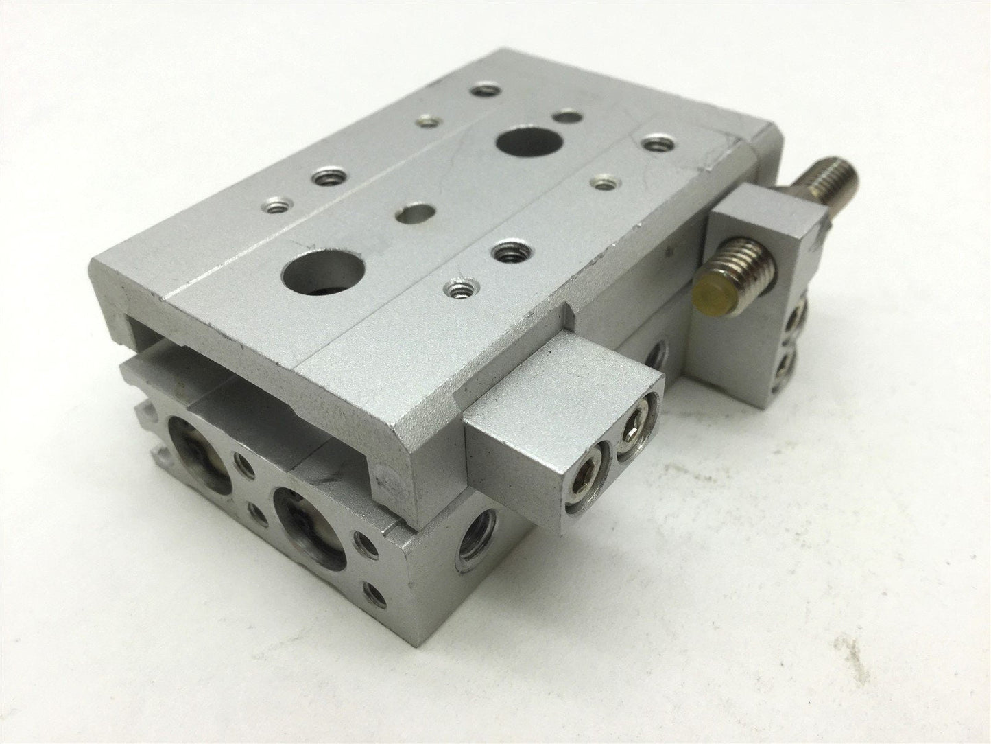 Used SMC MXQ8-20AS Guided Cylinder Slide Table, Pressure: 0.15~0.7MPa, Stroke: 20mm