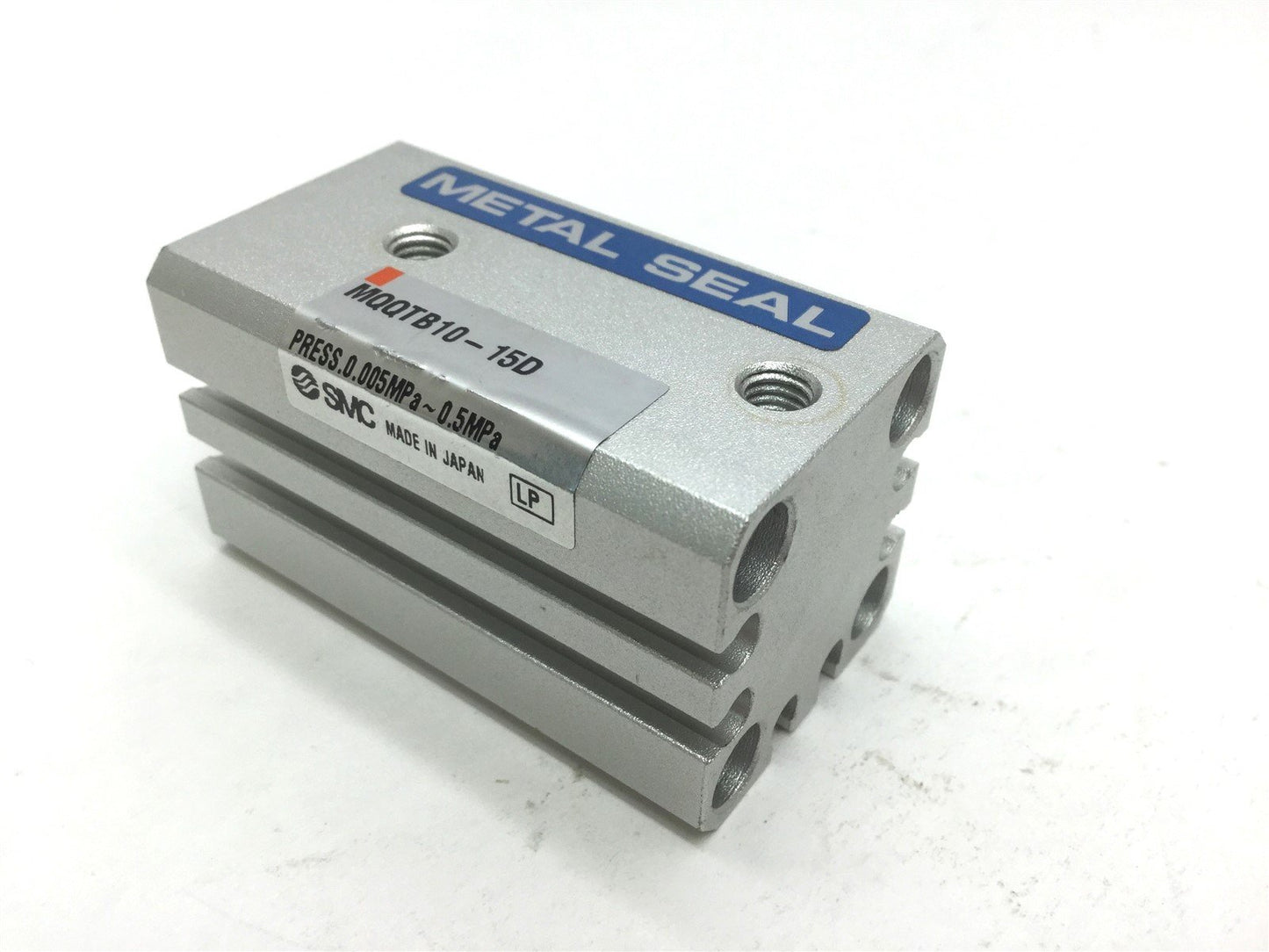 Used SMC MQQTB10-15D Low Friction Compact Cylinder Metal Seal Bore: 10mm Stroke: 15mm