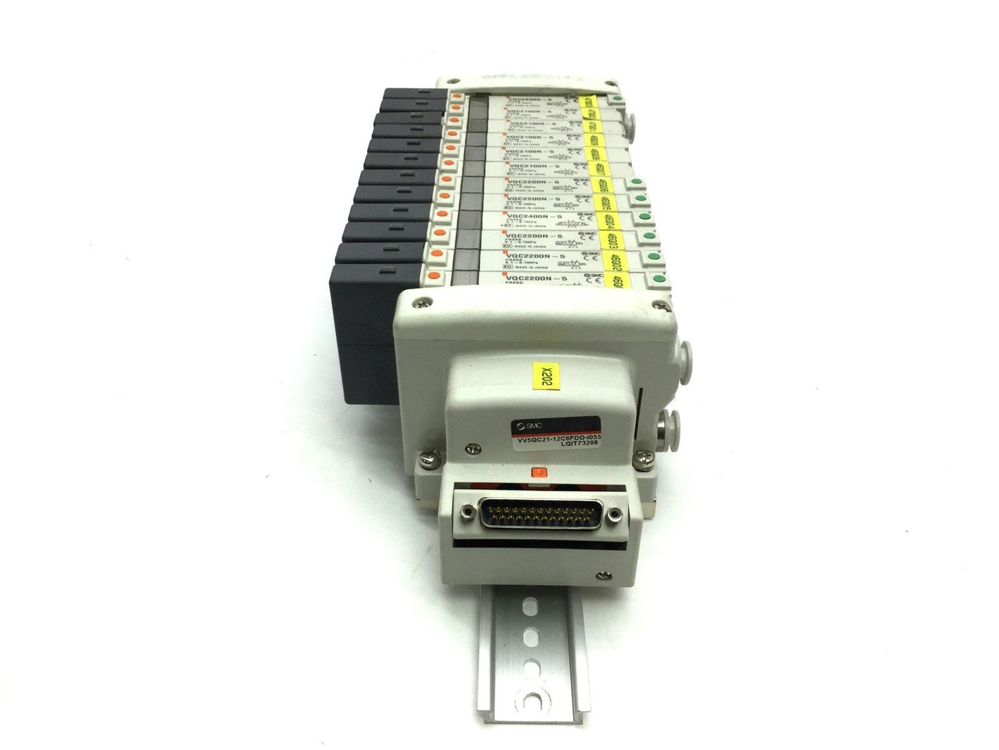 Used SMC Valve Manifold 6x VQC2200N-5 5x VQC2100N-5 VQC2400N-5 Solenoid Valves 24VDC