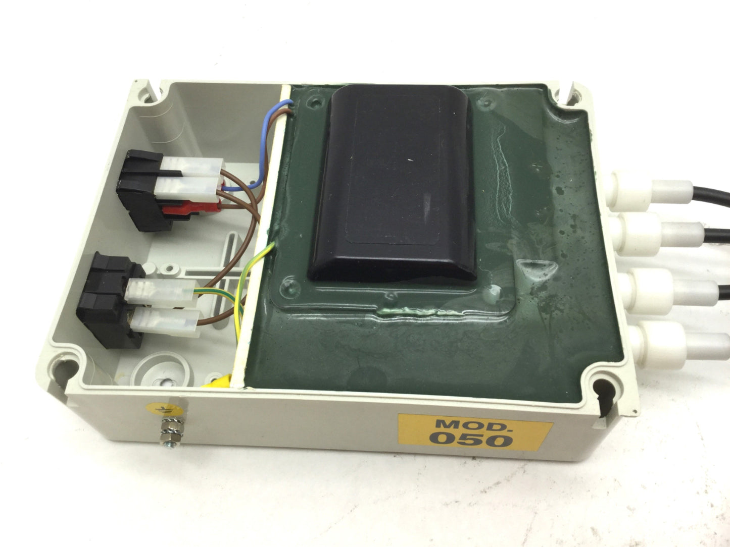 Used Destatic Electronic System MOD. 050 Static Charge Eliminator Bars 4 Voltage 220V