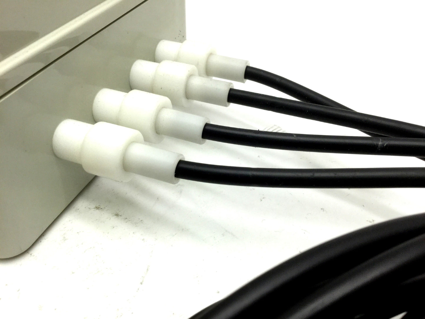 Used Destatic Electronic System MOD. 050 Static Charge Eliminator Bars 4 Voltage 220V