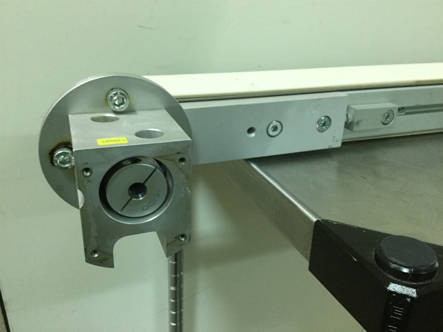Used Dierre Roller Conveyor Belt Length: 1000mm Belt Width: 70mm, Coupling: 10mm