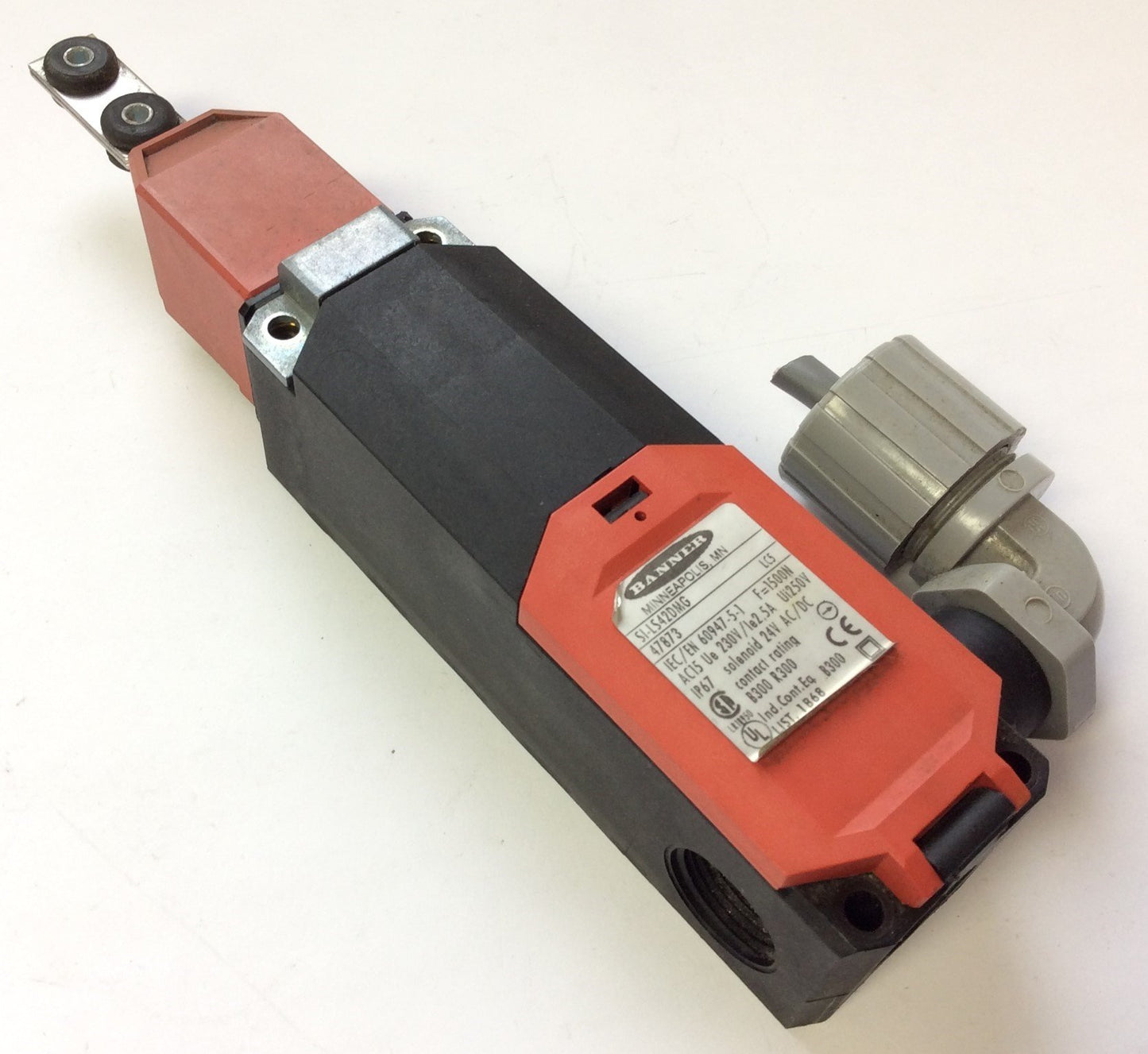 Used Banner SI-LS42DMG Safety Guard Door Interlock Switch, Solenoid Voltage 24V AC/DC