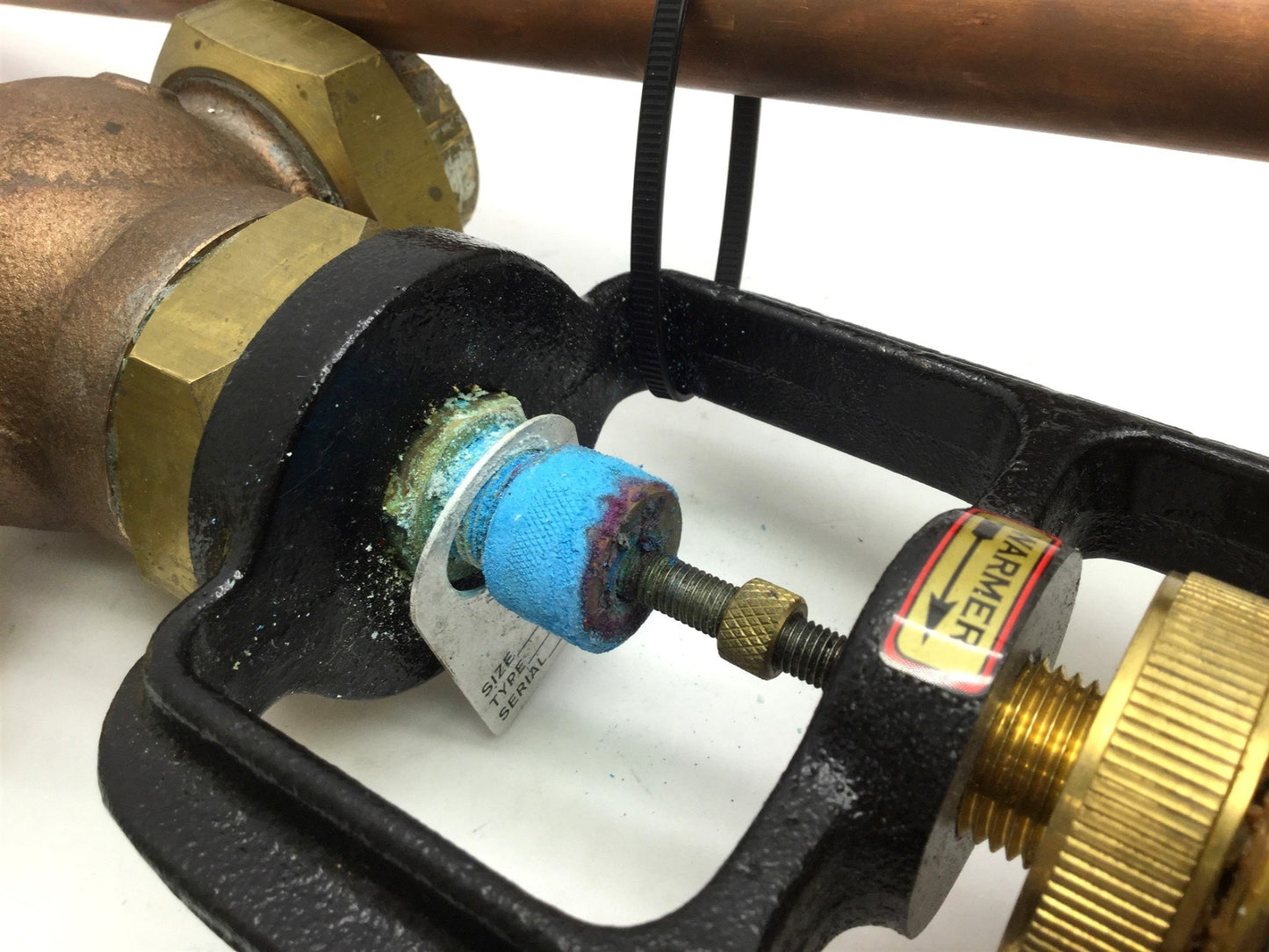 Used Hoffman 1140-06 Thermostatic Temperature Regulator, Ports: 1" NPT Range: 100-140
