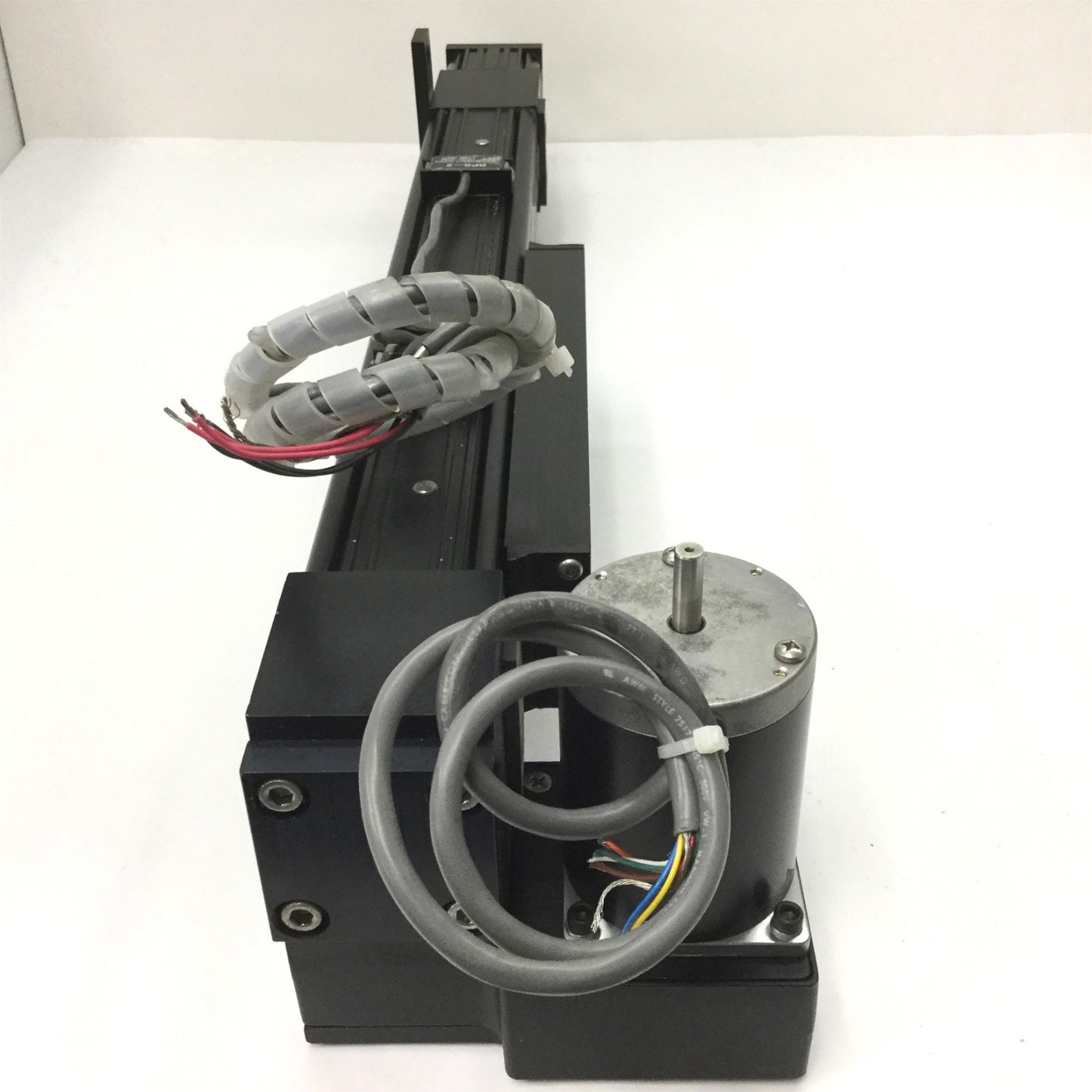 Used Industrial Devices R2X23C-35T-6-MS5E Electric Cylinder, Travel: 6", 7.75" x 2"