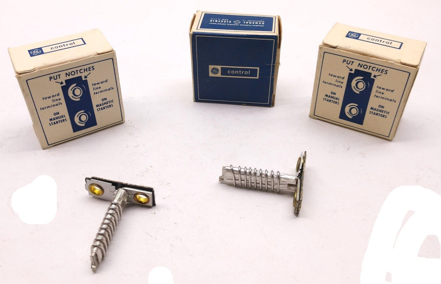 Used Lot of 6 General Electric CR123 C3.01A Overload Heater Relay Element